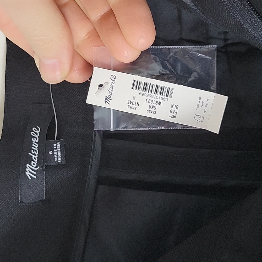 Harlow Super Wide Leg Trouser in Brushed Twill - Picture 4 of 9